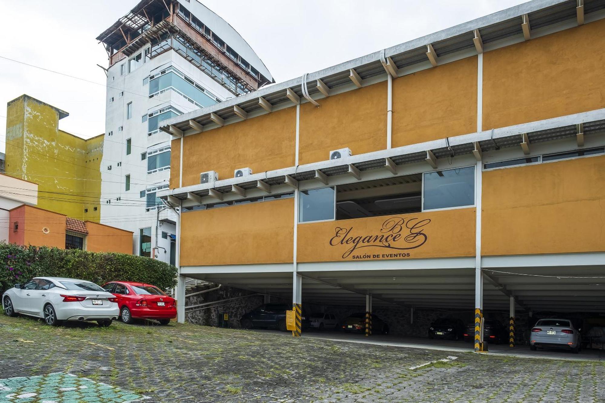 Capital O Hotel Central, Xalapa Buitenkant foto