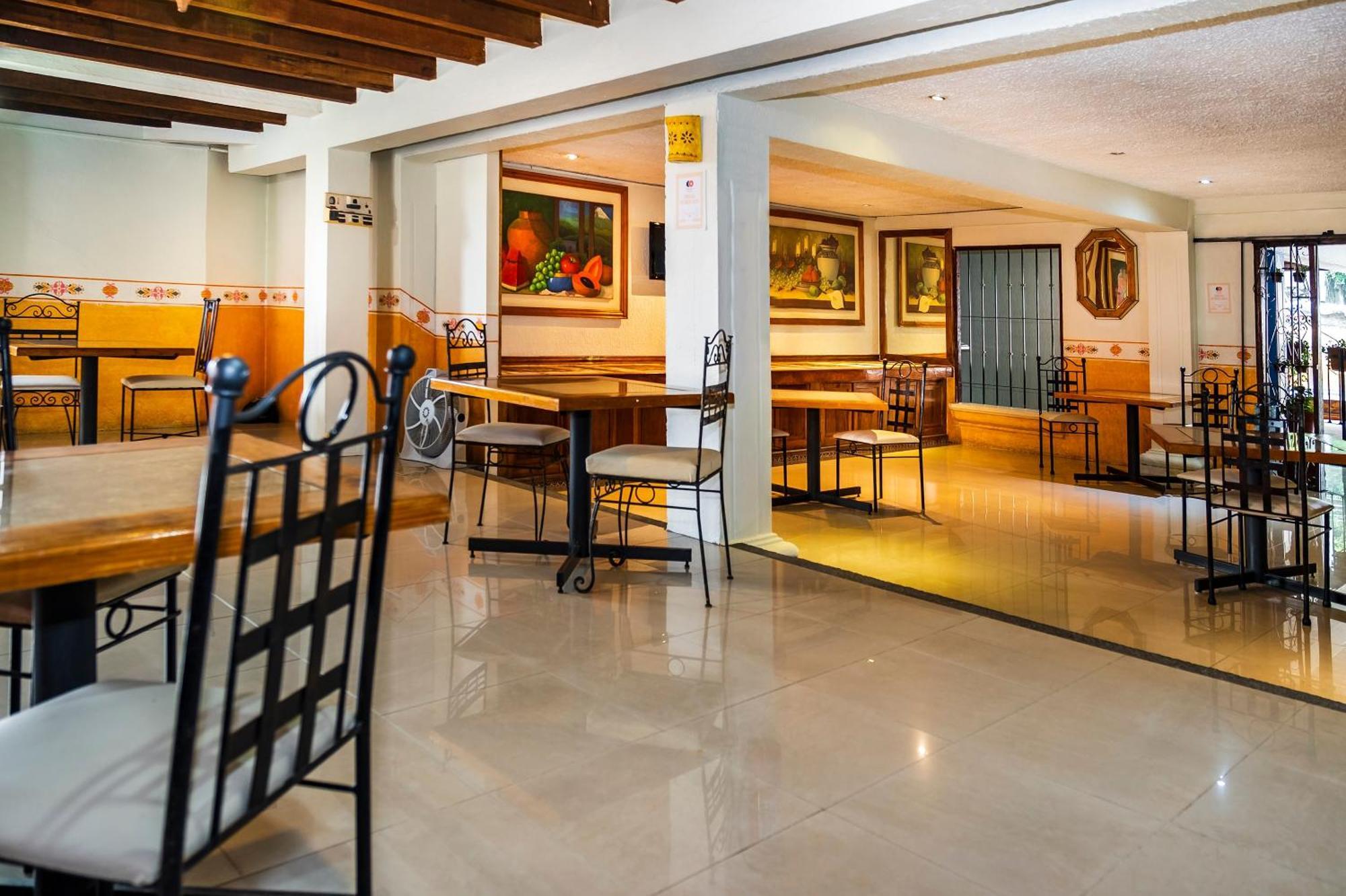 Capital O Hotel Central, Xalapa Buitenkant foto