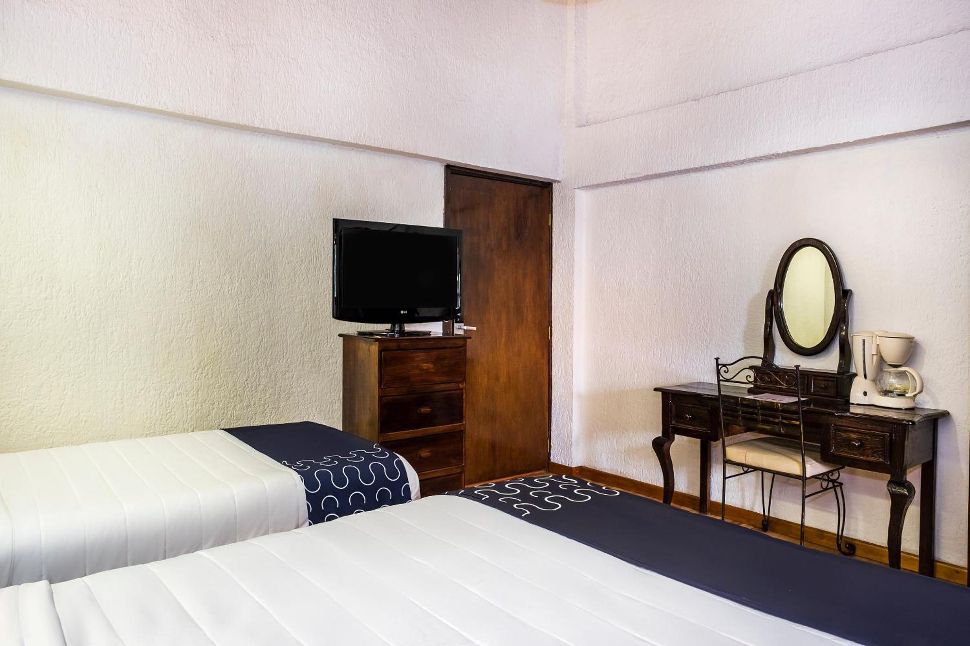 Capital O Hotel Central, Xalapa Buitenkant foto